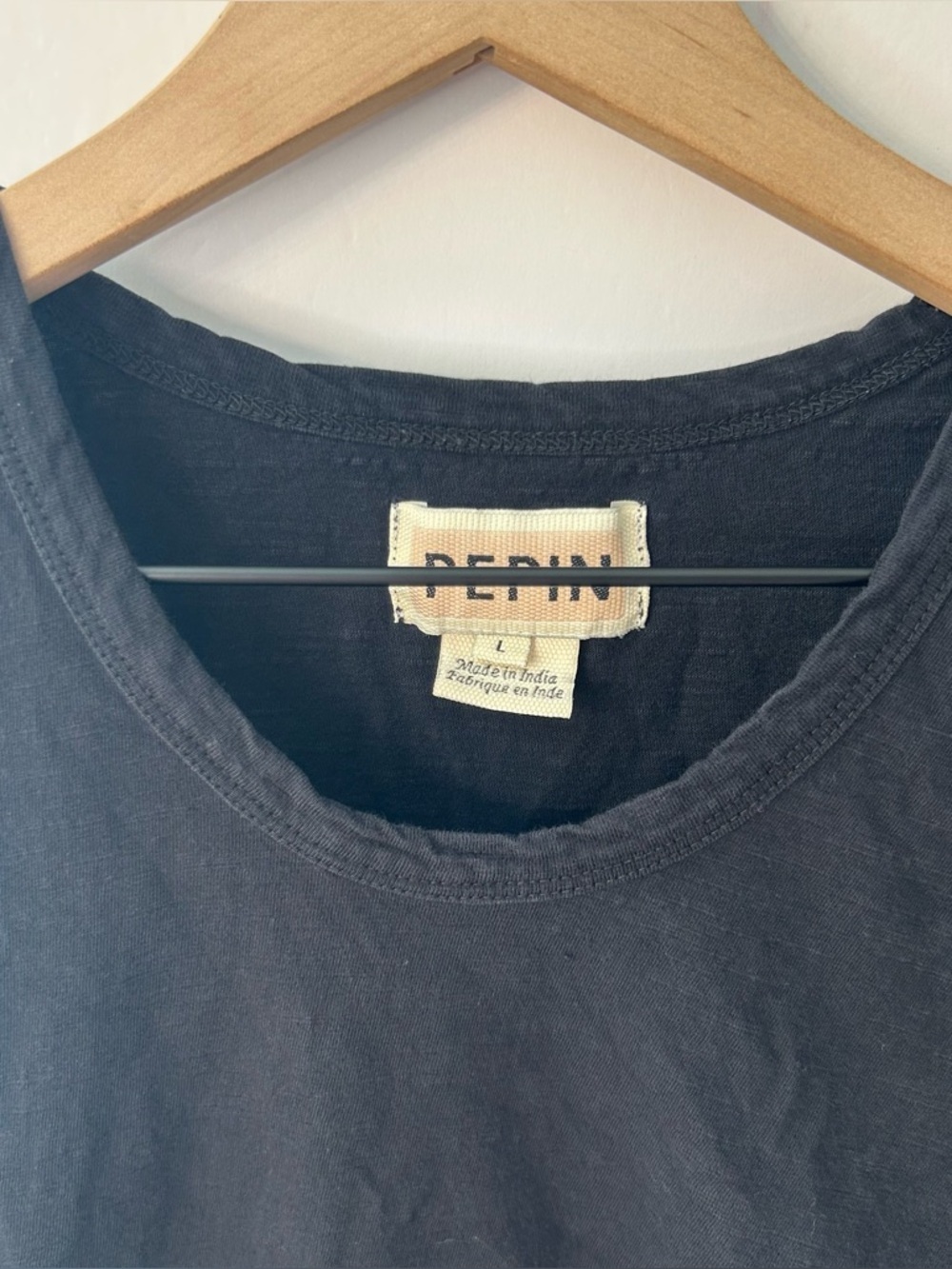 Pepin Women’s Black Distressed Braided Short Sleeve T-Shirt, Size Large - Picture 3 of 7